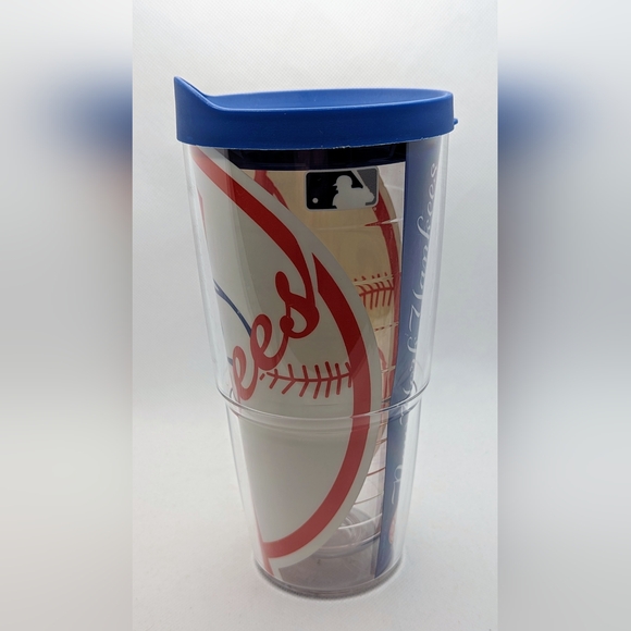 New York Yankees Hot Cold Tervis Tumbler 24oz with Travel Lid Clear Made in USA - Picture 4 of 8